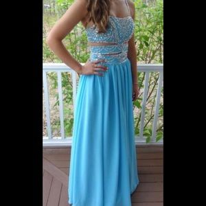 Light blue prom dress!